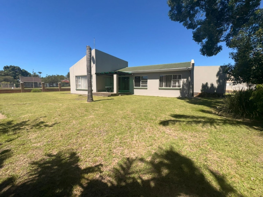 5 Bedroom Property for Sale in Dorchester Heights Eastern Cape